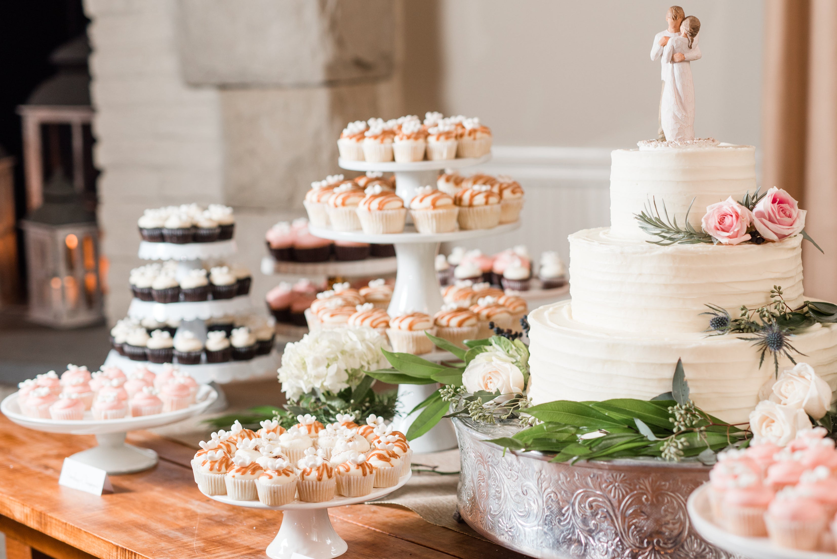 Luxury Wedding Cakes Guide for 2023 | Wedding Forward